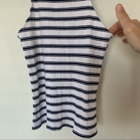 Frame Racerback Keyhole Tank - Picture 8 of 12